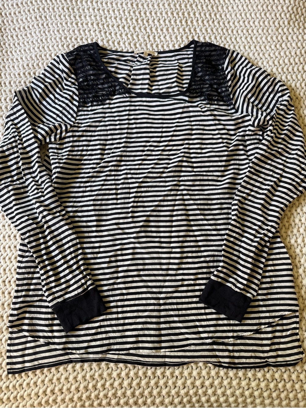 Gold Hawk Striped Black and White Long-Sleeve Lace Blouse 100% Silk Size L